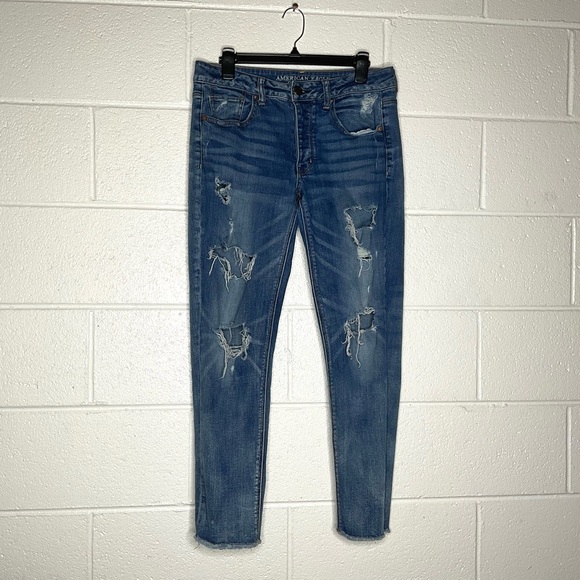 American Eagle Outfitters Denim - < American Eagle Distressed Skinny Jeans Size 6 >